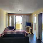 Apartamento Na Praia De Iracema Com Vista Mar